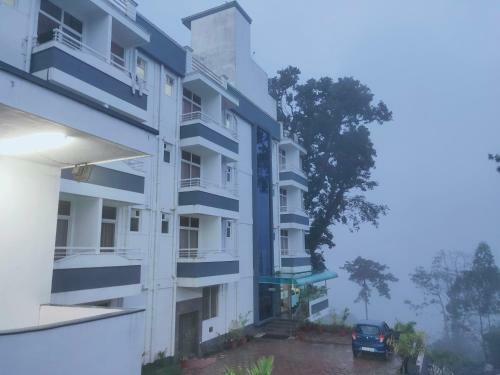 Hotel Munnar Summer Castle
