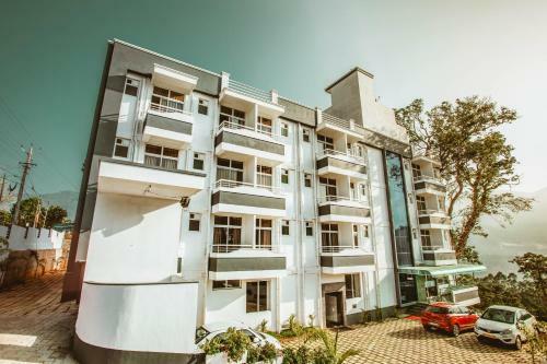 Hotel Munnar Summer Castle