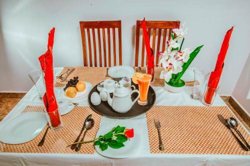 Hotel Munnar Summer Castle