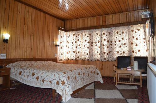 Hotel Affarwat