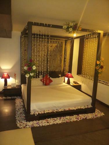The Seventeen Degrees Hotel