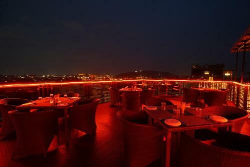 Hotel The Lake View Palace