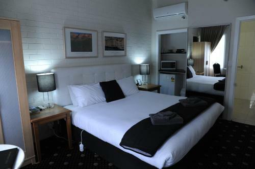 Norwood House Motel & Receptions