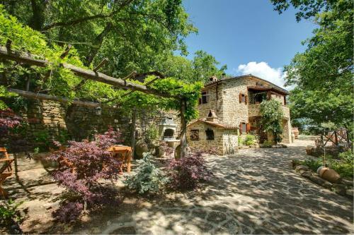 Col Di Morro Villa Sleeps 6 Pool Wifi