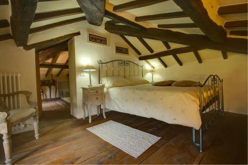 Col Di Morro Villa Sleeps 6 Pool Wifi