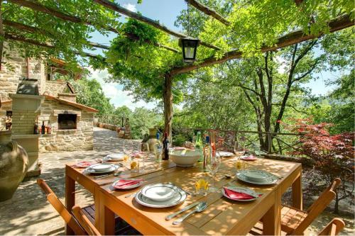 Col Di Morro Villa Sleeps 6 Pool Wifi