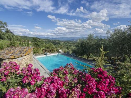 Grezzano Villa Sleeps 14 Pool Wifi
