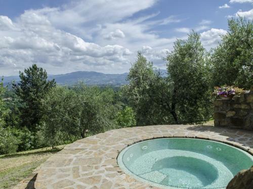 Grezzano Villa Sleeps 14 Pool Wifi