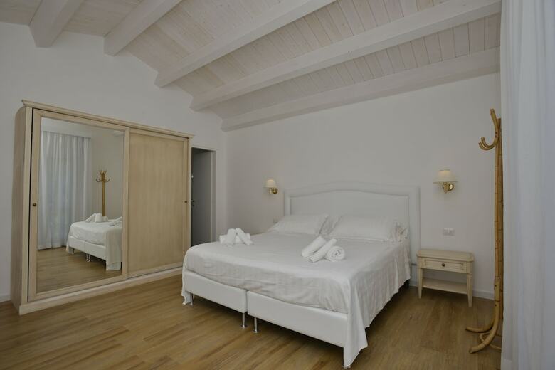 Hostal Arenosu A Pochi Km Dalle Spiagge