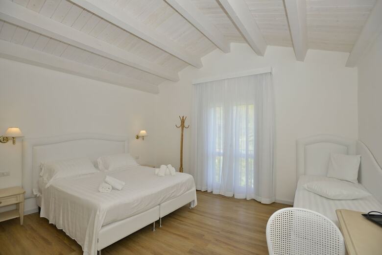 Hostal Arenosu A Pochi Km Dalle Spiagge