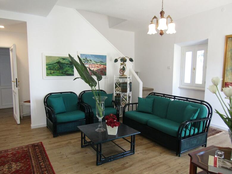 Hostal Arenosu A Pochi Km Dalle Spiagge