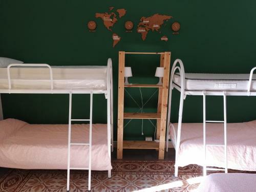 Jonathan Hostel & Guesthouse