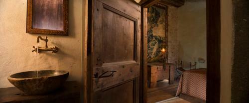 Hostal Confr�rie Du Moyen �ge