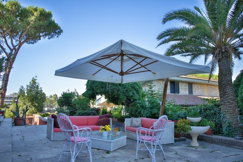 Hostal Relais Villa Italia