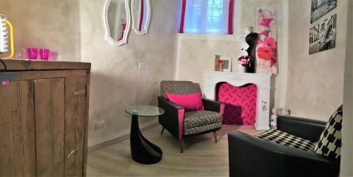 Hostal 24h Suite