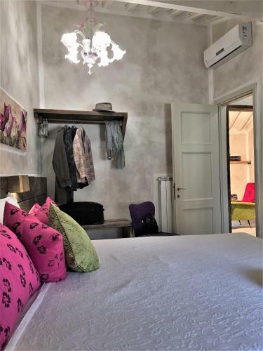 Hostal 24h Suite