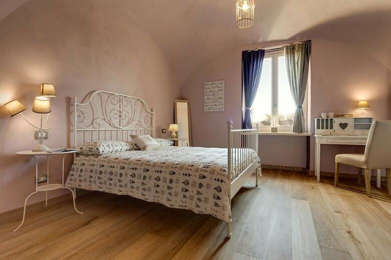 Bed & Breakfast Podere Demetra