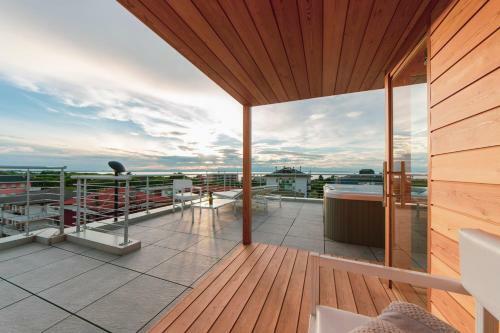 Soleis Sea View Spa Apartment