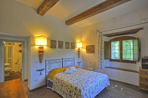 Osteriola Villa Sleeps 12 Pool Wifi