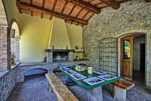 Osteriola Villa Sleeps 12 Pool Wifi