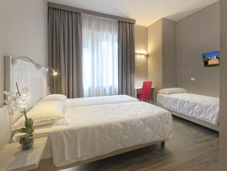 Hotel Terme Di Frasassi