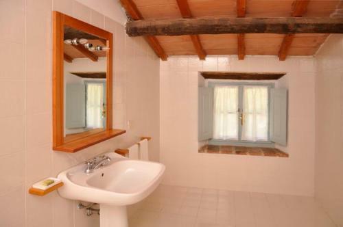 Lilliano Villa Sleeps 11 Pool Wifi