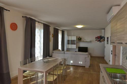 Apartamento Residence Delizia Picedo