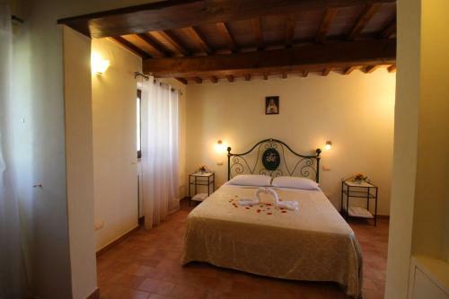 Volterrano Villa Sleeps 7 Pool Wifi