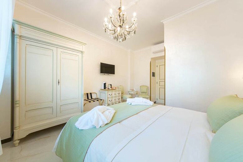 Hostal B&B Palazzo Montesanto
