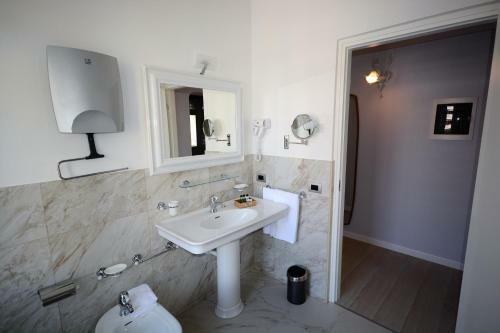 Hotel Les 7 Suites Erica