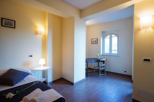 The Clock Houses Borgo Gallodoro