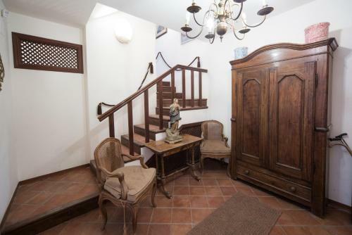 The Clock Houses Borgo Gallodoro
