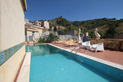 The Clock Houses Borgo Gallodoro