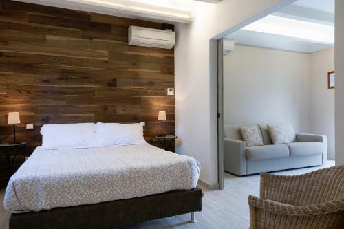 Hostal Tenuta Lamborghini Golf & Resort