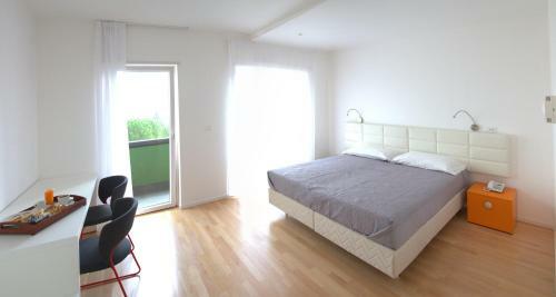 Hostal Affittacamere Rezzo