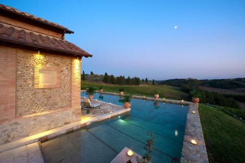 Ponte A Bozzone Villa Sleeps 25 Air Con