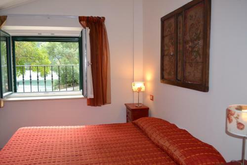 Hostal La Maga Del Lago