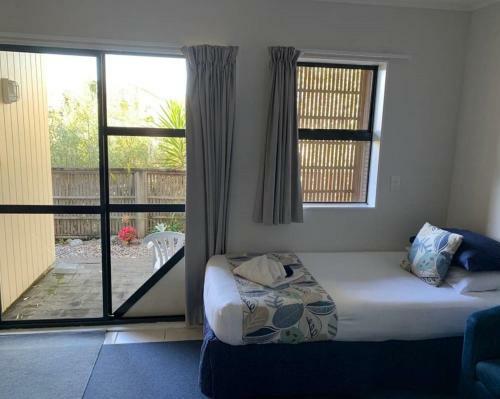 Wrights By The Sea Motel