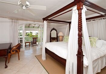 Port St. Charles Villas