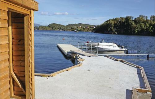 Holiday Home Lundegrend Homlevik