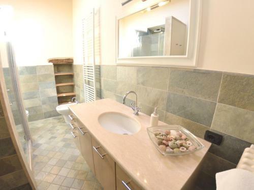 Vicopelago Villa Sleeps 6 Pool Wifi