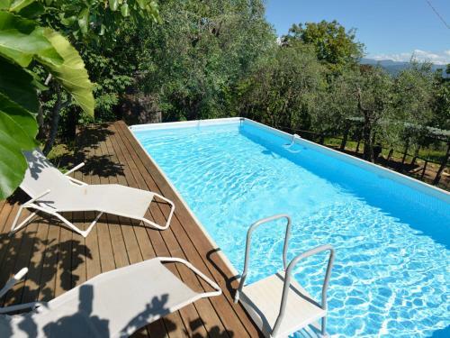 Vicopelago Villa Sleeps 6 Pool Wifi