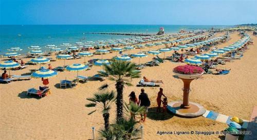Lignano Riviera With Fireplace & Air Conditioning