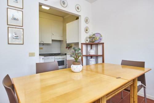 Apartamento Appartamento Via Dei Lecci