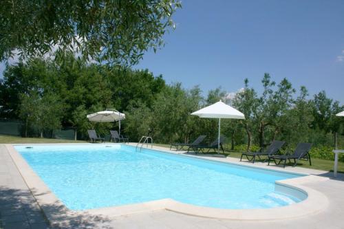 Ascianello Villa Sleeps 9 Pool
