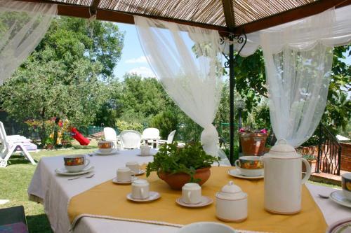 Ascianello Villa Sleeps 9 Pool