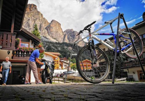 Hotel Mountain B&B - La Scalira