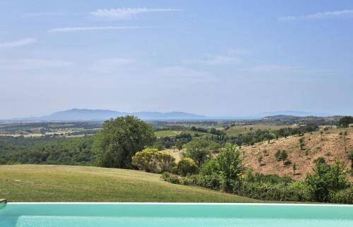 Poderone Villa Sleeps 9 Wifi