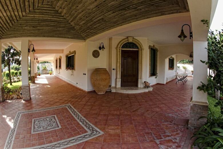 Villa Il Veliero E I Girasoli