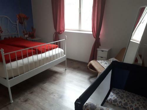 Apartments In Malcesine/gardasee 22034